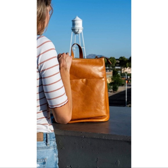 ANDAR The Addison Leather Backpack Purse Bag Full Size Camel Tan Brown - Picture 8 of 11